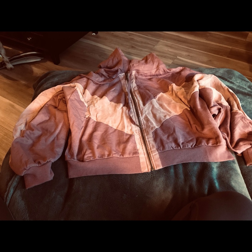 Pink jacket - Picture 3 of 8